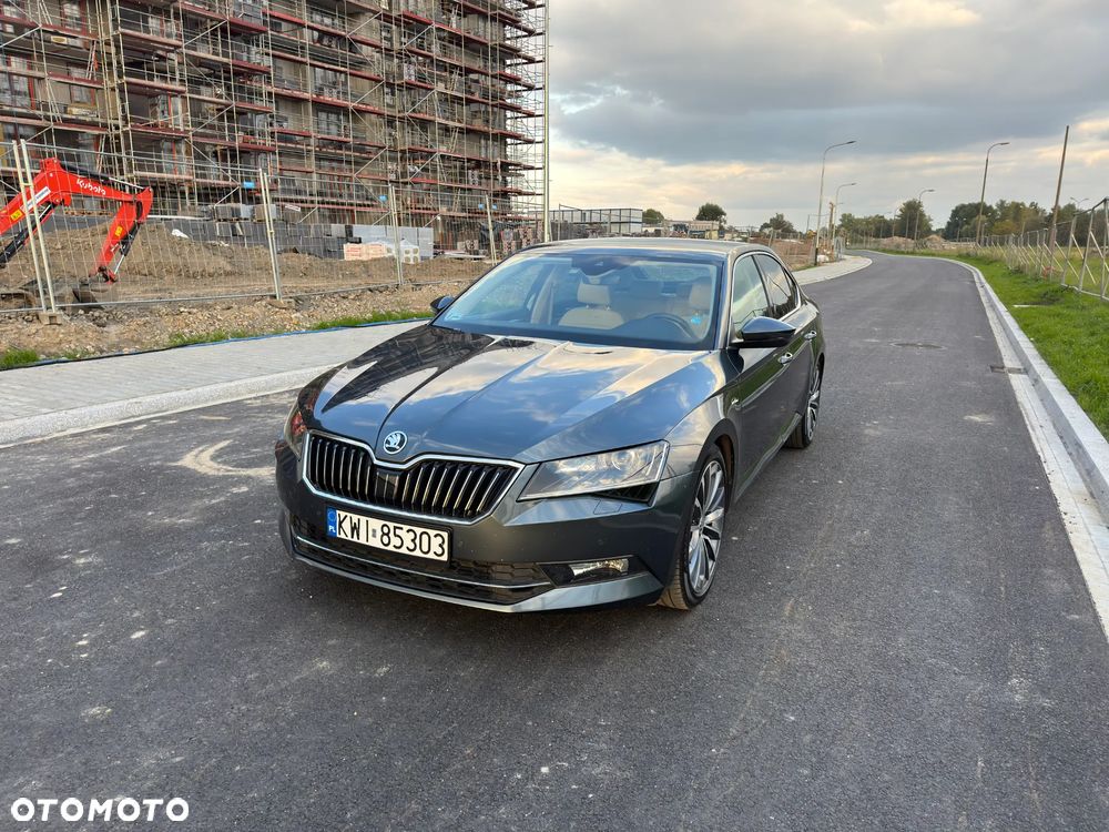 Skoda Superb 1.8 TSI L&K DSG - 5