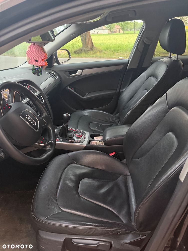 Audi A4 Avant - 9