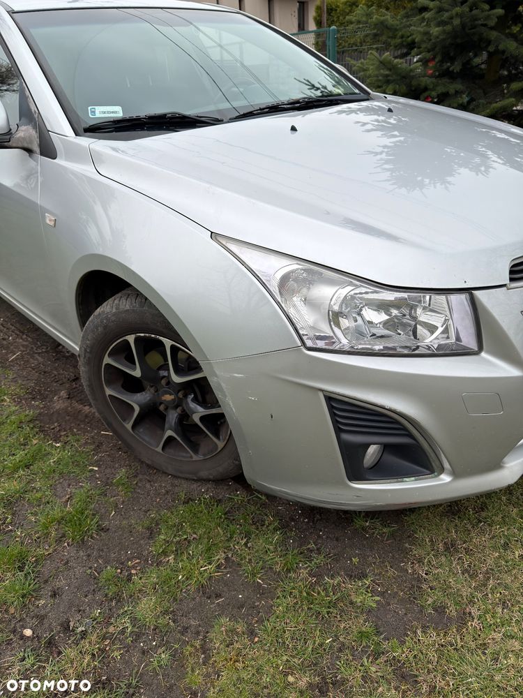 Chevrolet Cruze 1.8 Base - 15