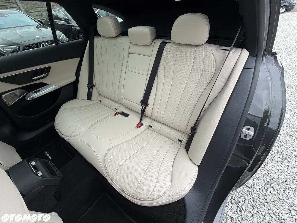 Mercedes-Benz Klasa E 220 d 9G-TRONIC Edition AMG Line - 32