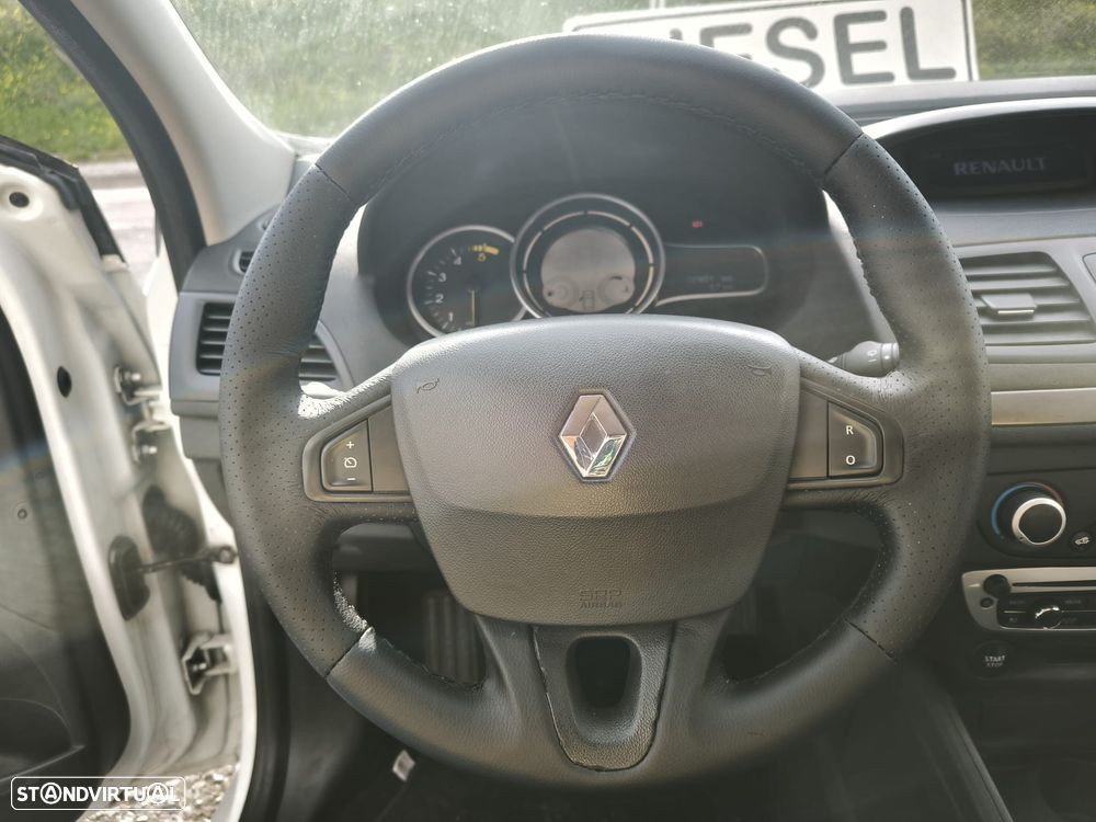 Renault Mégane 1.5 dCi Dynamique - 27