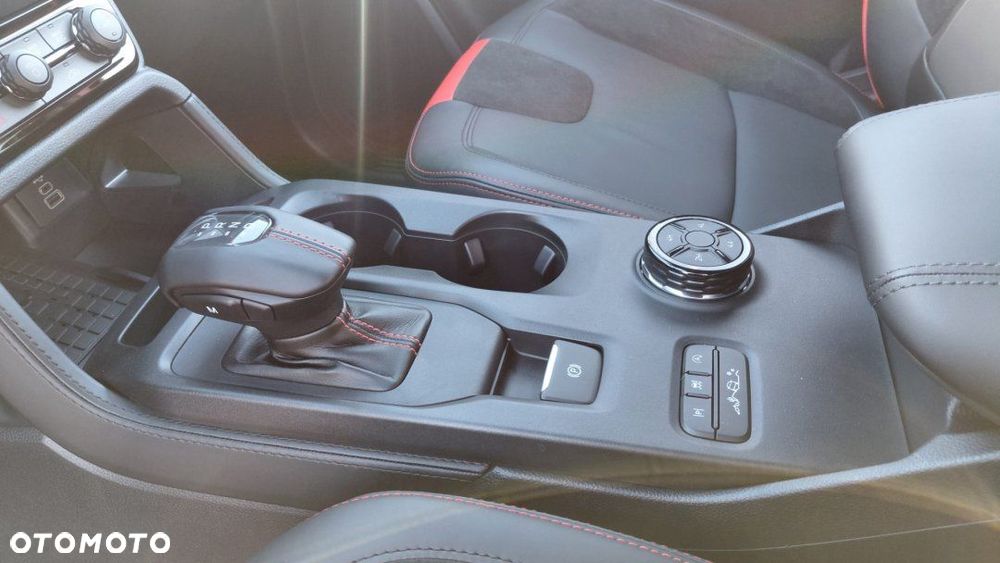 Ford Ranger Raptor - 12