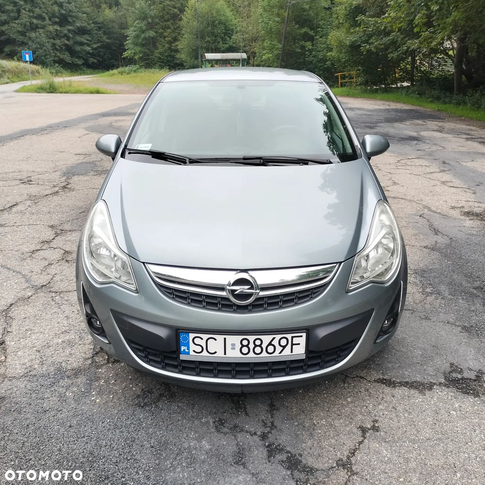 Opel Corsa 1.2 16V Edition 150 - 1