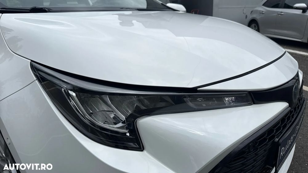 Toyota Corolla 1.8 HSD Dynamic - 12