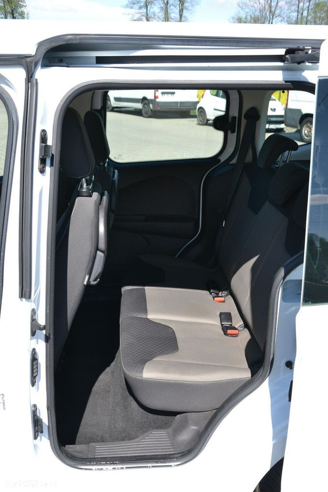 Ford Tourneo Courier - 20