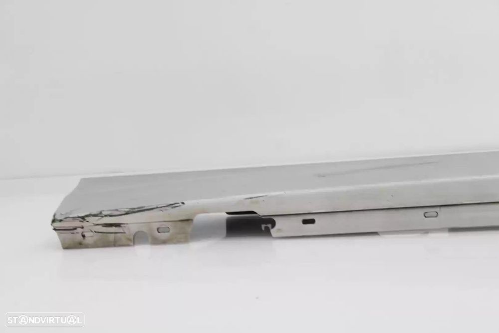 EMBALADEIRA LATERAL BMW 1 2007 -51777184354 DER. - 2