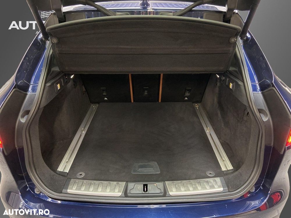 Jaguar F-Pace D300 AWD - 26