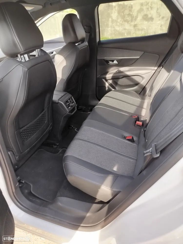 Peugeot 3008 1.5 BlueHDi GT Line EAT8 - 13