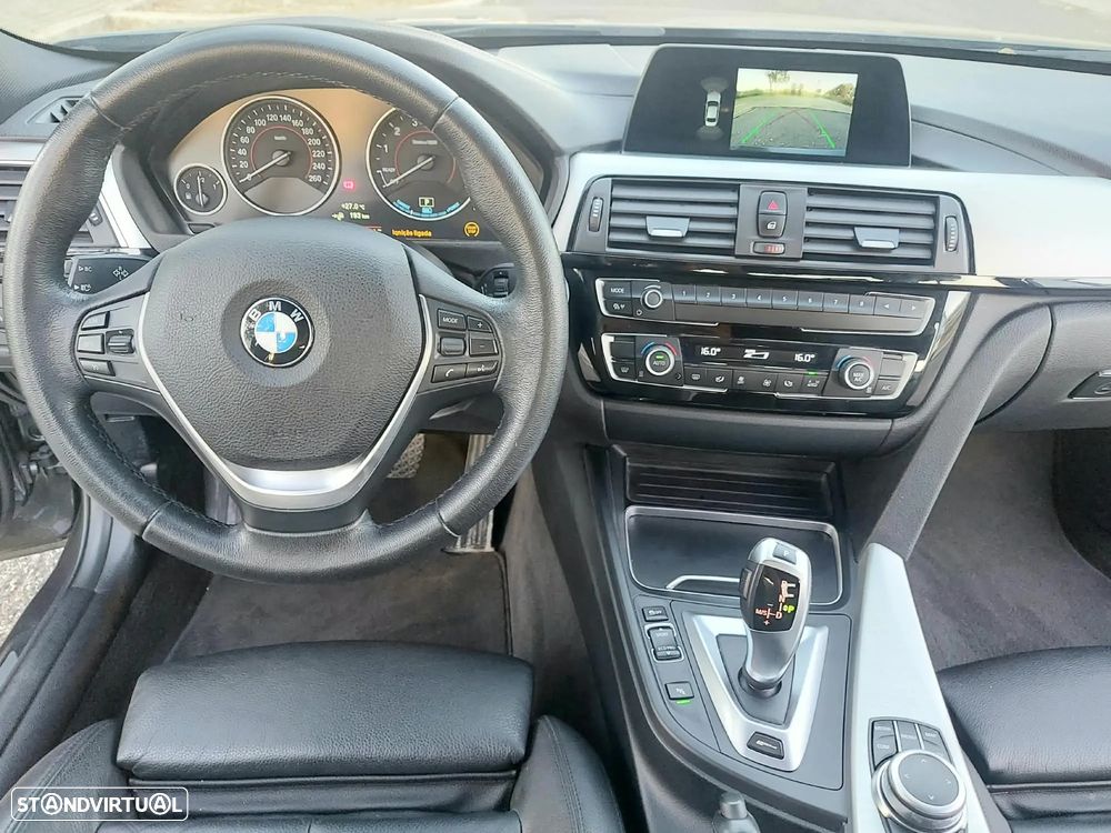 BMW 330 - 11