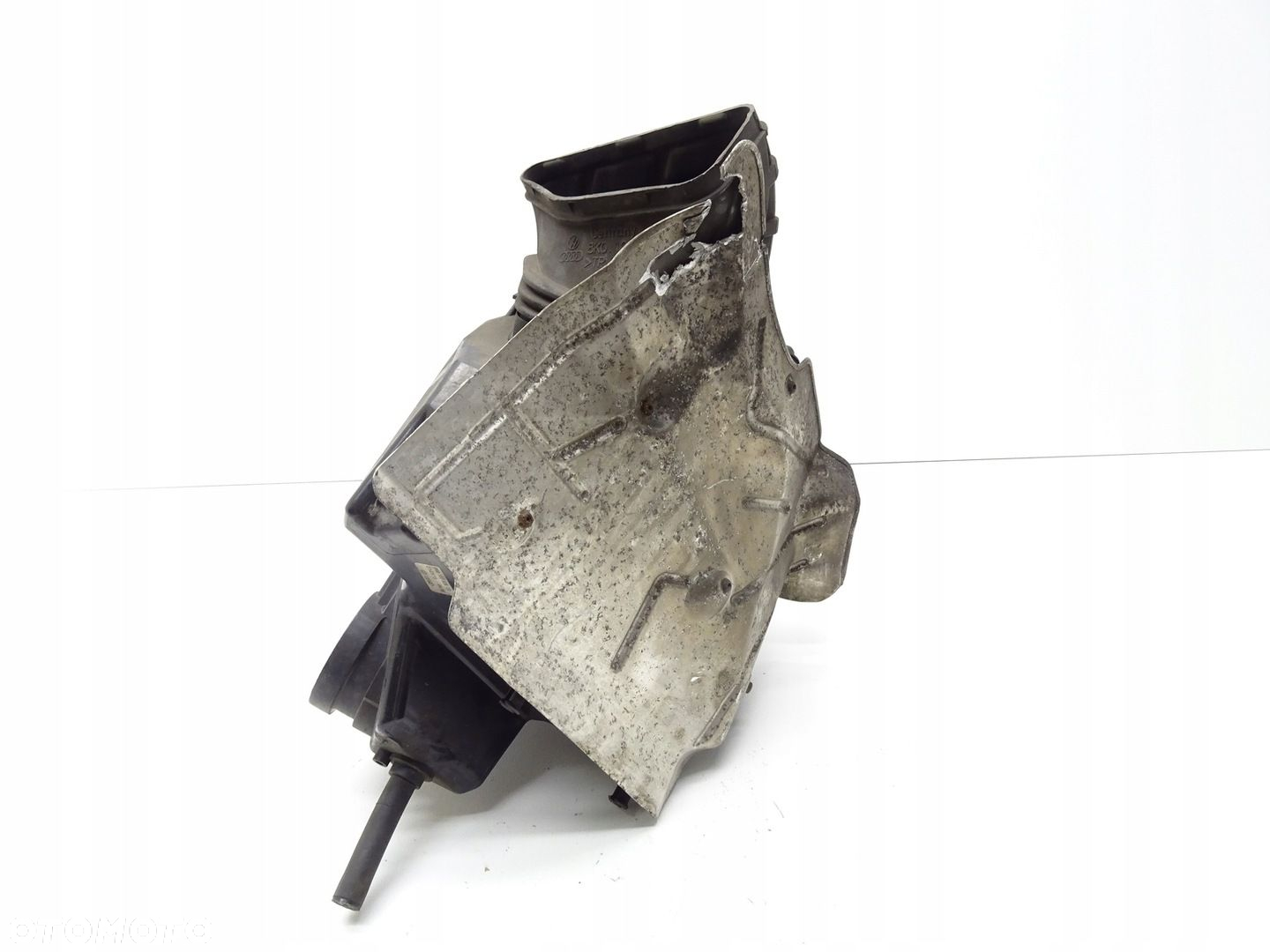 OBUDOWA FILTRA POWIETRZA 8K0133843L AUDI A4 B8 A5 8T Q5 8R 2.0 TDI - 2