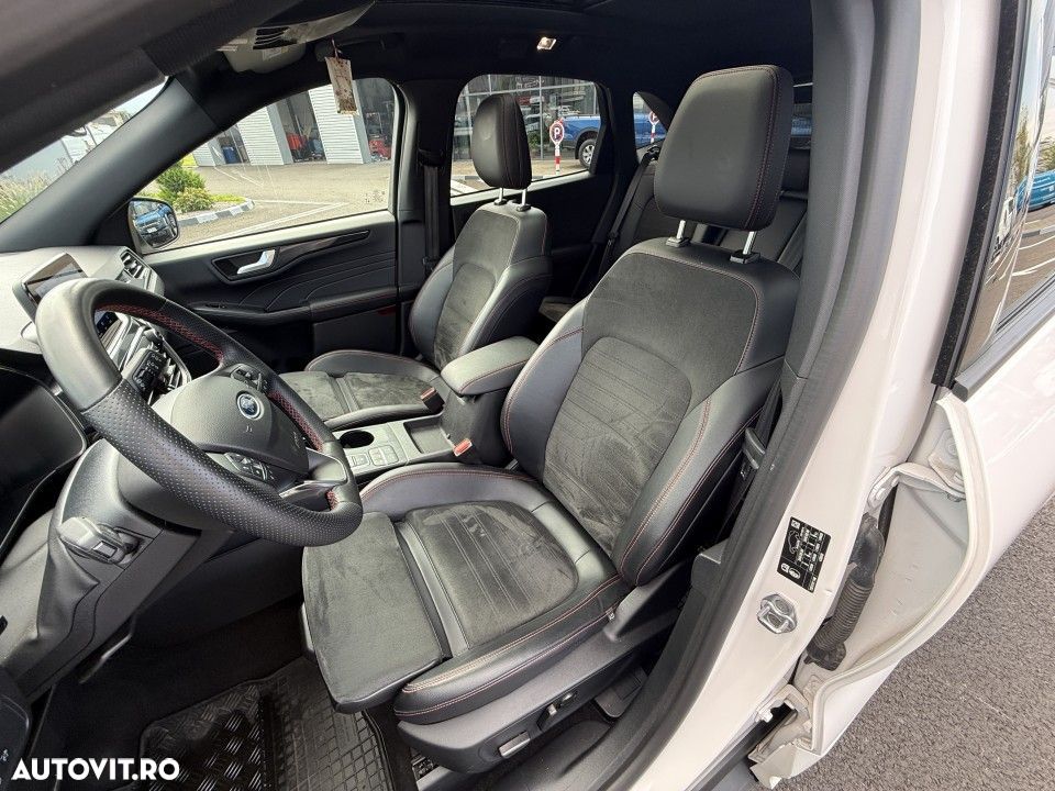 Ford Kuga - 18