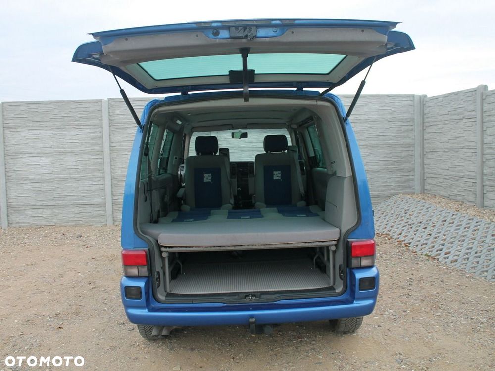 Volkswagen Multivan - 20