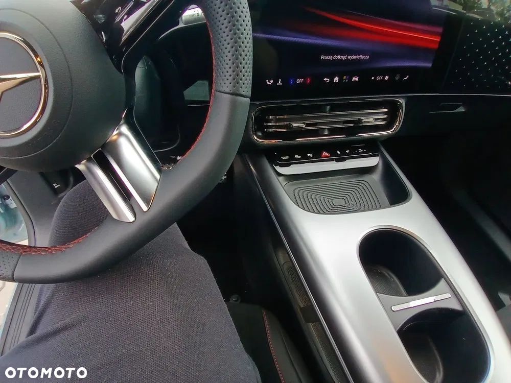 Mercedes-Benz CLA 200 mHEV 8G-DCT - 15