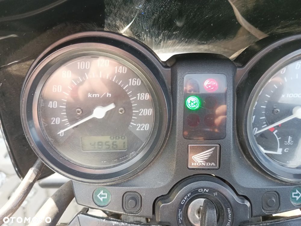 Honda CBF - 22