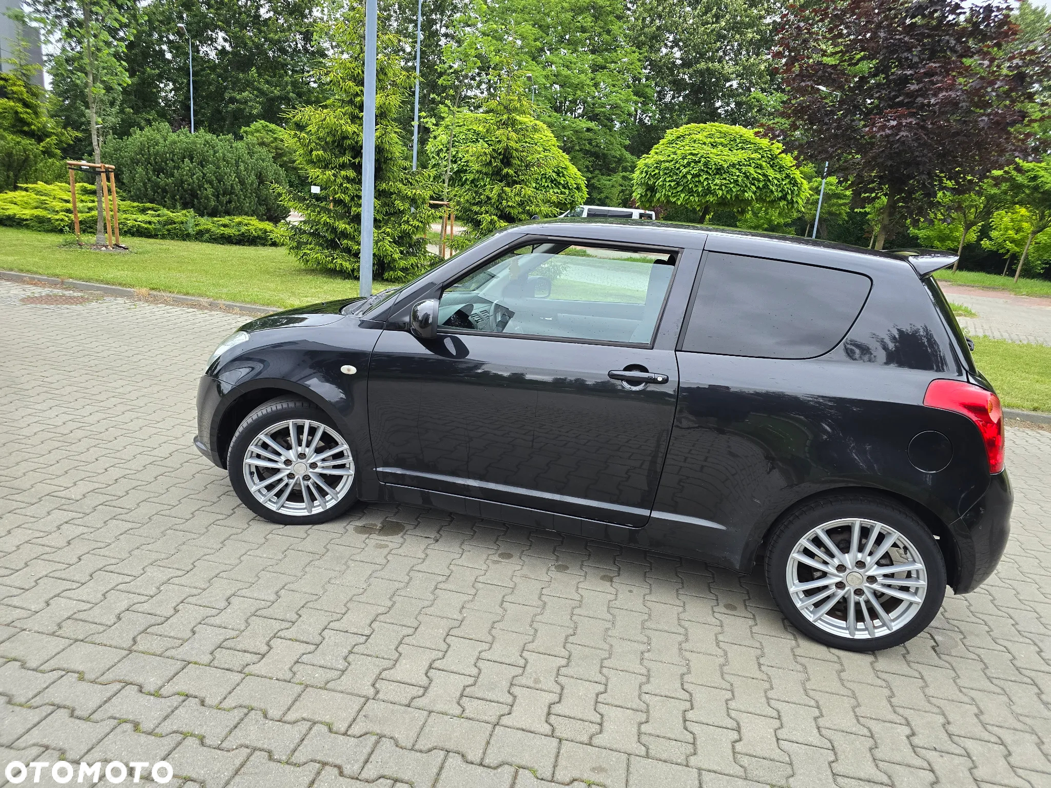 Suzuki Swift 1.6 Sport - 22