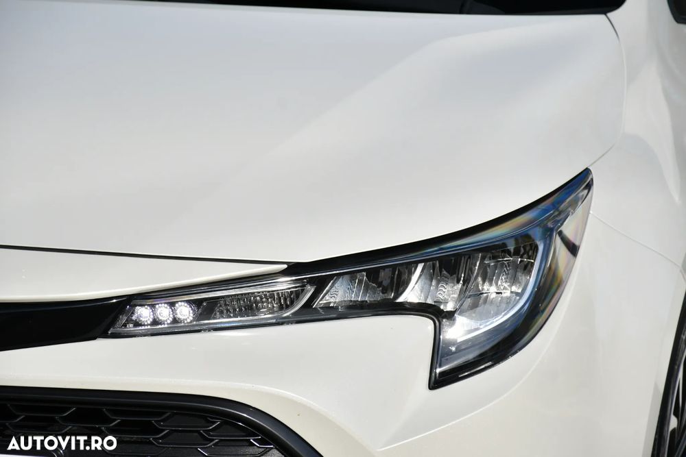 Toyota Corolla 1.8 Business Edition - 16