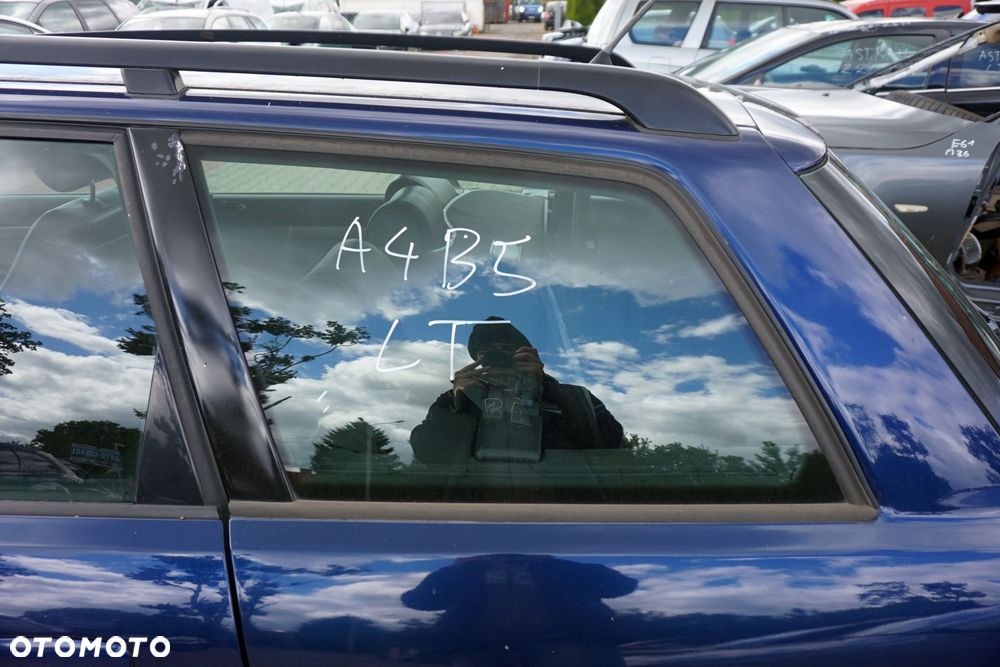 SZYBA KAROSERYJNA TYLNA LEWA BOCZNA A4 B5 KOMBI  AUDI 1994-2001 - 1