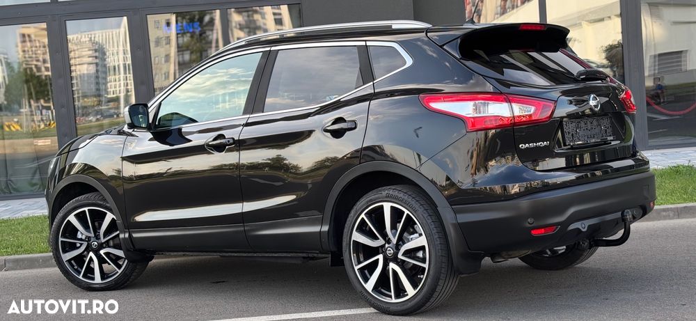 Nissan Qashqai 1.2 DIG-T TEKNA+ - 12