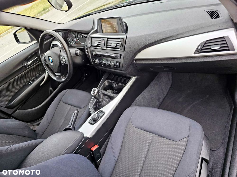 BMW Seria 1 114i - 21