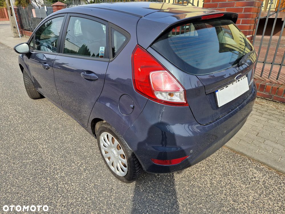 Ford Fiesta 1.25 Ambiente EU5 - 4