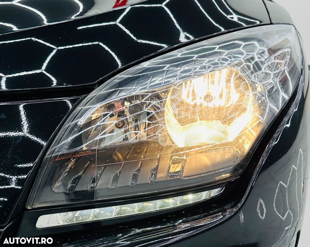 Renault Megane dCi 110 FAP EDC Bose Edition - 11