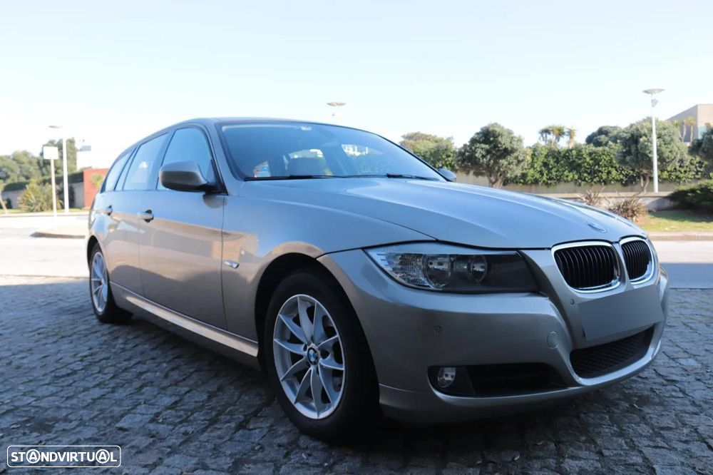 BMW 320 d Touring - 2