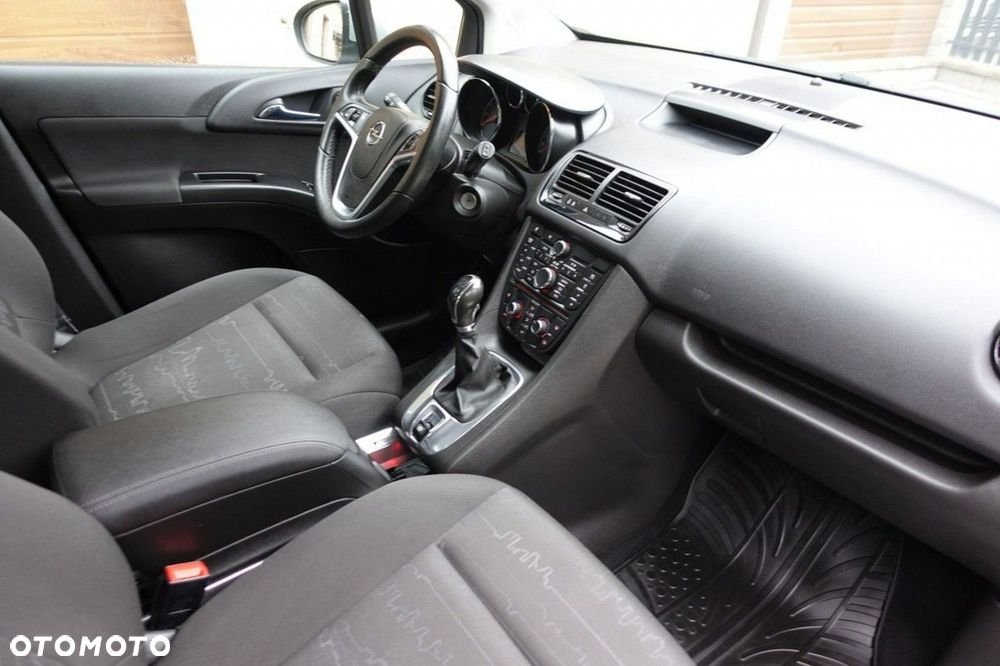 Opel Meriva - 13