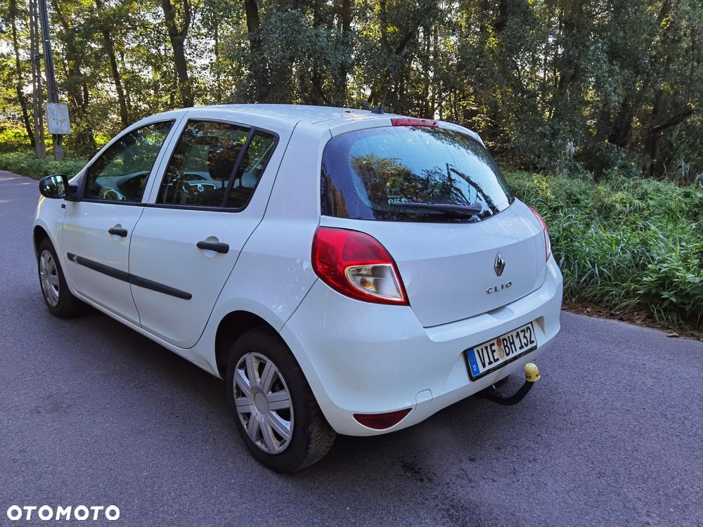 Renault Clio 1.2 16V 75 Dynamique - 7
