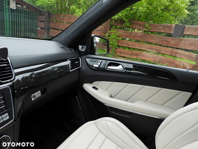 Mercedes-Benz GLS AMG 63 4-Matic - 31