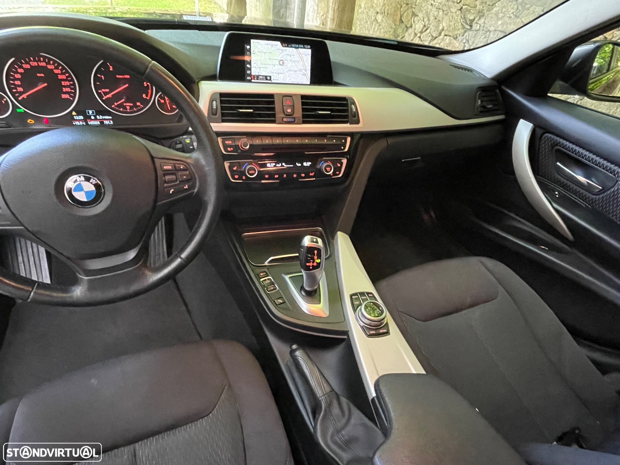 BMW 320 d Touring Aut. Sport Line - 10