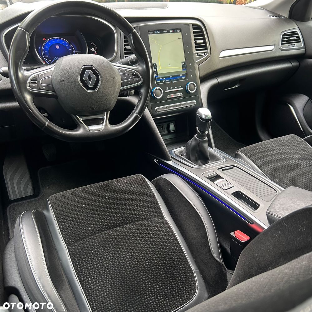 Renault Megane BLUE dCi 115 INTENS - 17