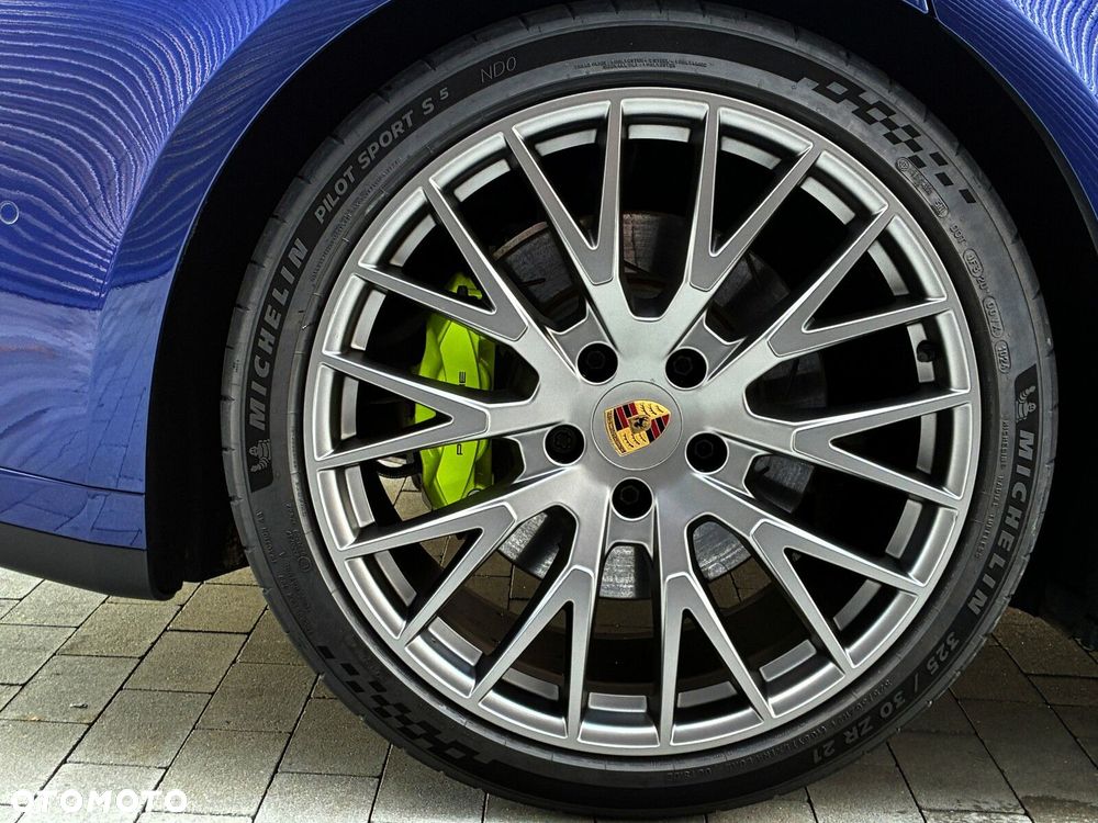 Porsche Panamera - 19