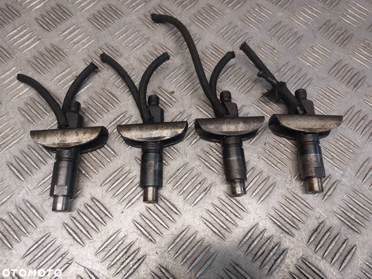 WTRYSK WTRYSKIWACZ KOMPLET 4SZT DAEWOO LUBLIN III 2.4 D VA42S390-3017 - 1