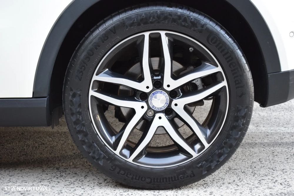 Mercedes-Benz GLA 180 CDI Urban - 16