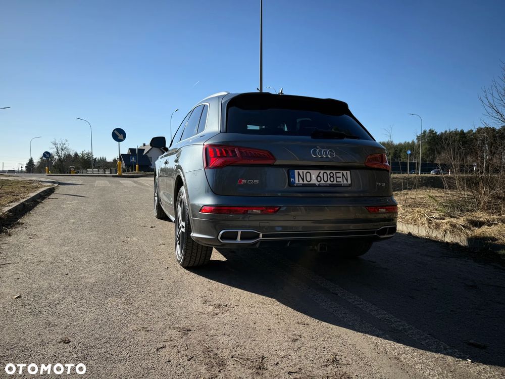 Audi SQ5 - 11