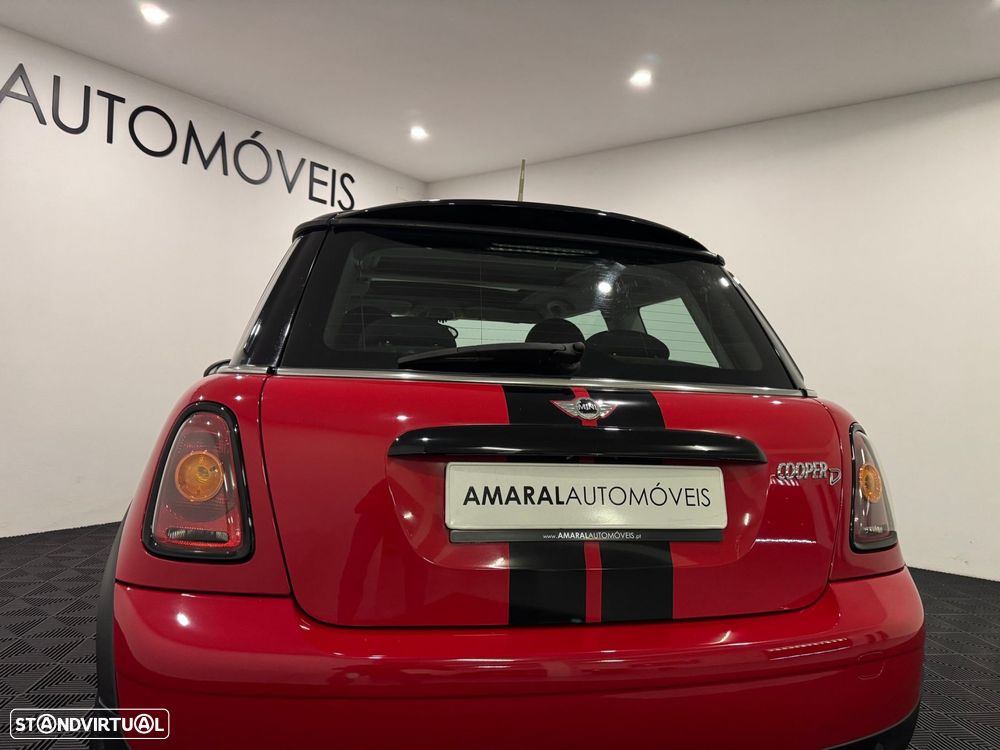 MINI 3 Portas Cooper D - 19