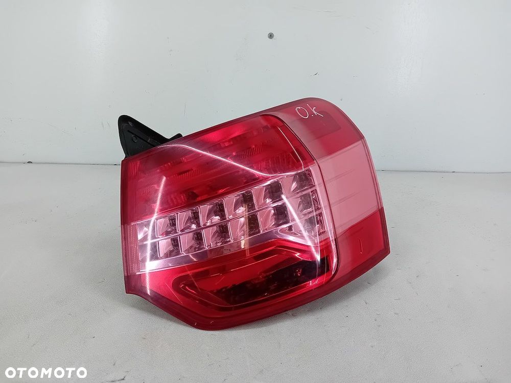 LAMPA TYLNA PRAWA CITROEN C5 III 9681063680-02 VP8X7X-13404-AX SEDAN - 1