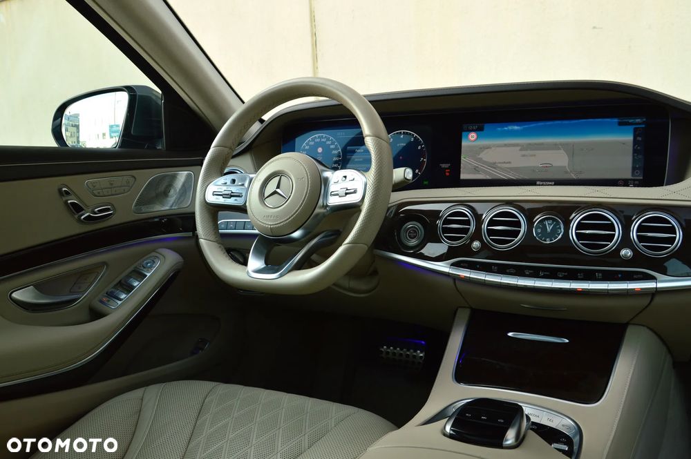 Mercedes-Benz Klasa S 560 4Matic 9G-TRONIC - 22