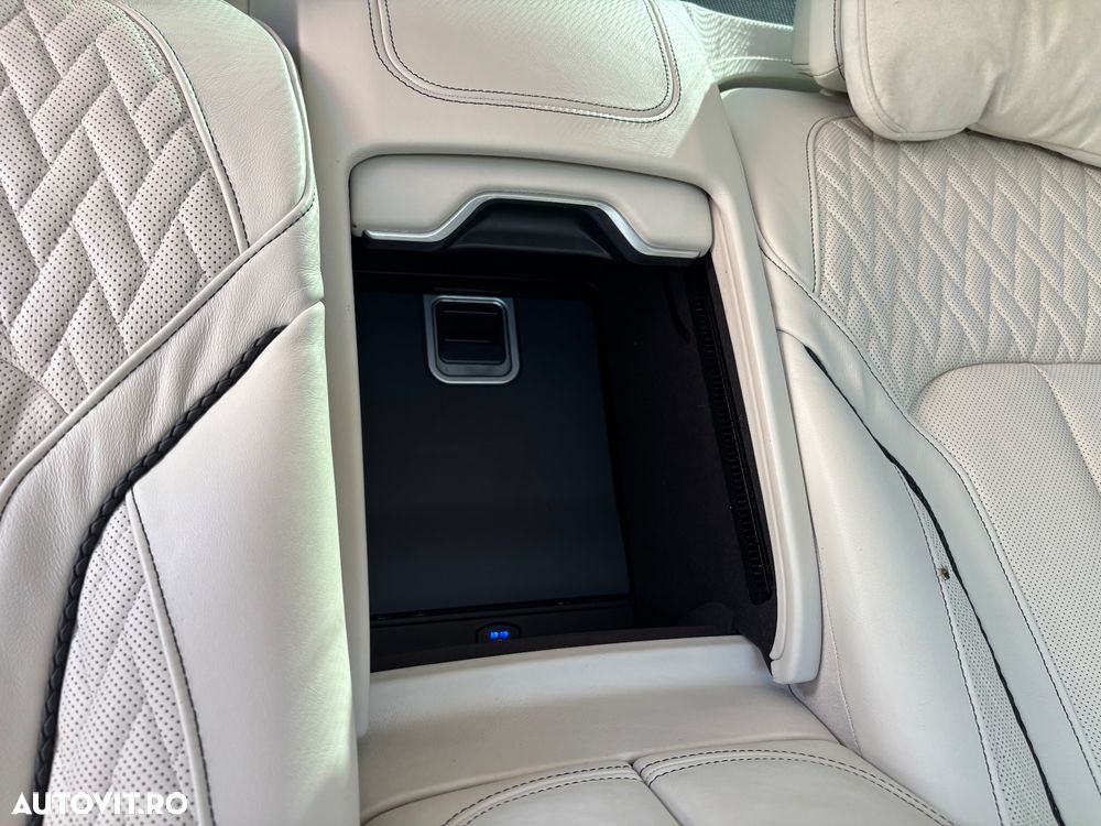 BMW Seria 7 750Li xDrive - 29