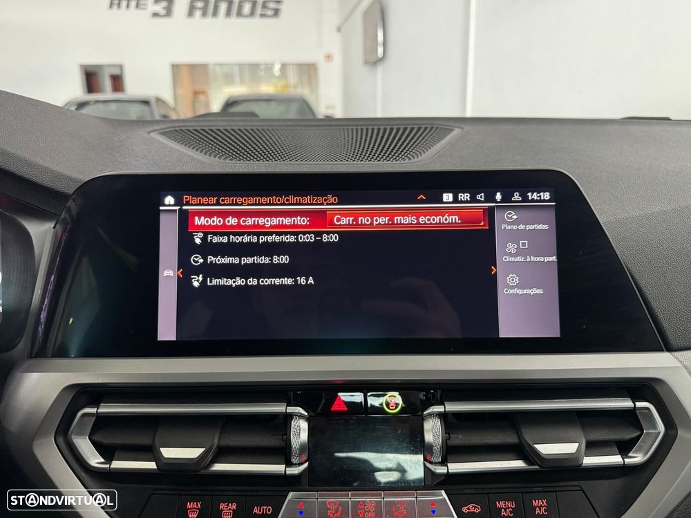 BMW 330 e Pack M Auto - 27