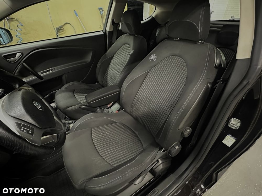 Alfa Romeo Mito - 7