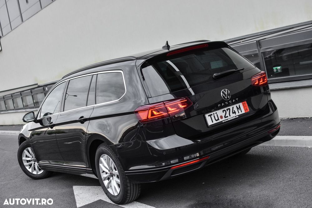 Volkswagen Passat Variant 2.0 TDI SCR DSG Business - 14