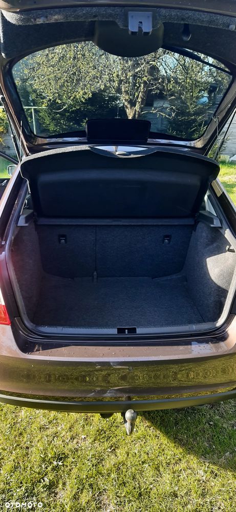 Skoda RAPID 1.6 TDI DPF Elegance - 10