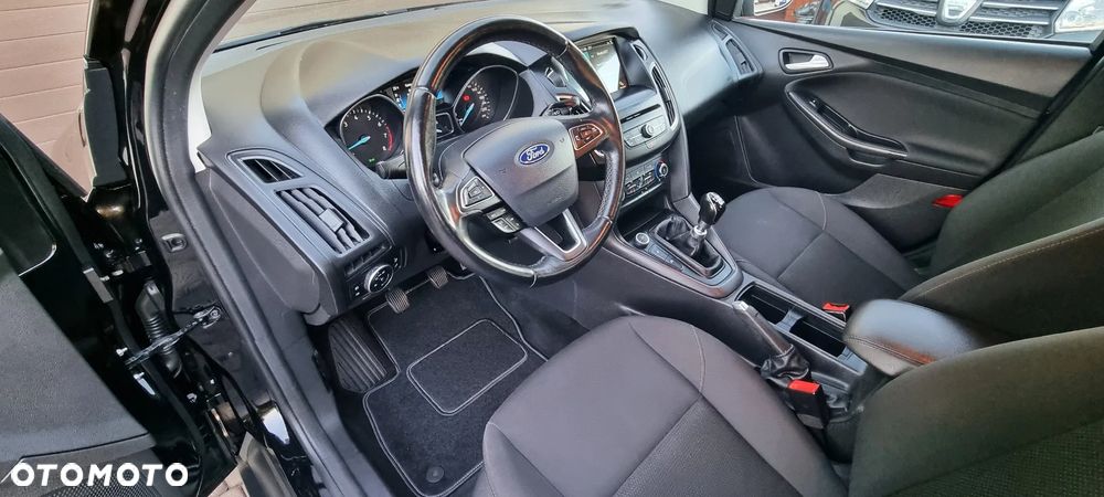 Ford Focus 1.0 EcoBoost Titanium - 15