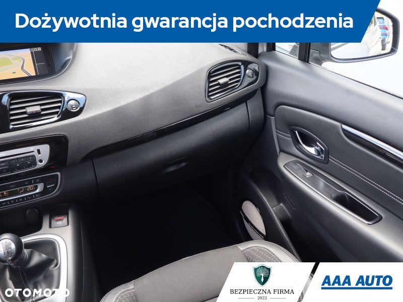 Renault Scenic - 10