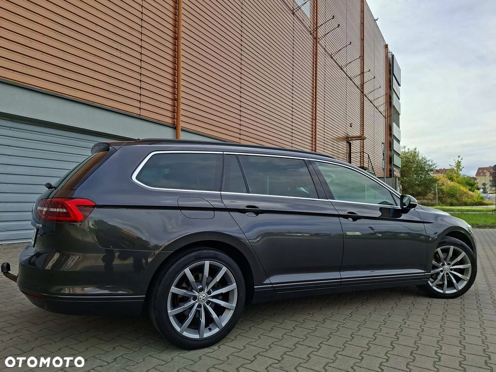 Volkswagen Passat - 18