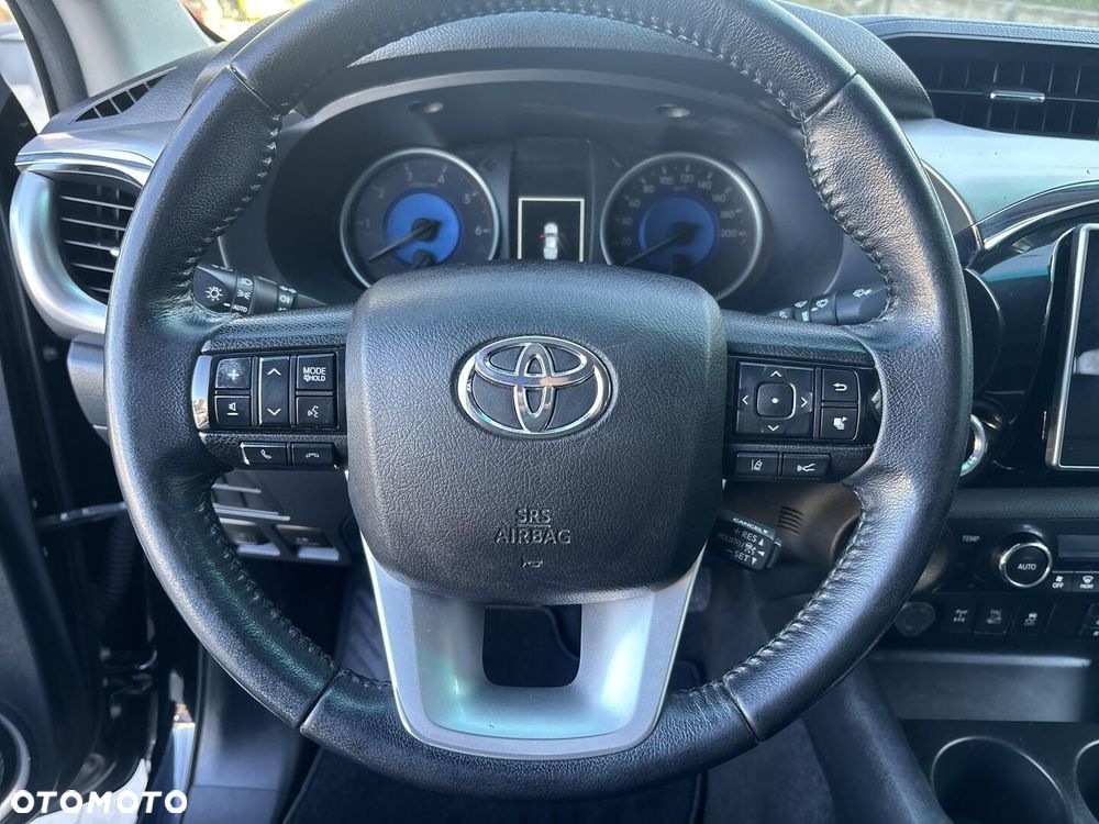 Toyota Hilux 2.4 D-4D Double Cab SR5 4x4 - 20