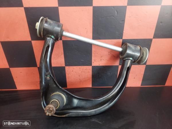 Braço Suspensão Frente Superior Direito Toyota Hilux Viii Pick-Up (_N1 - 1