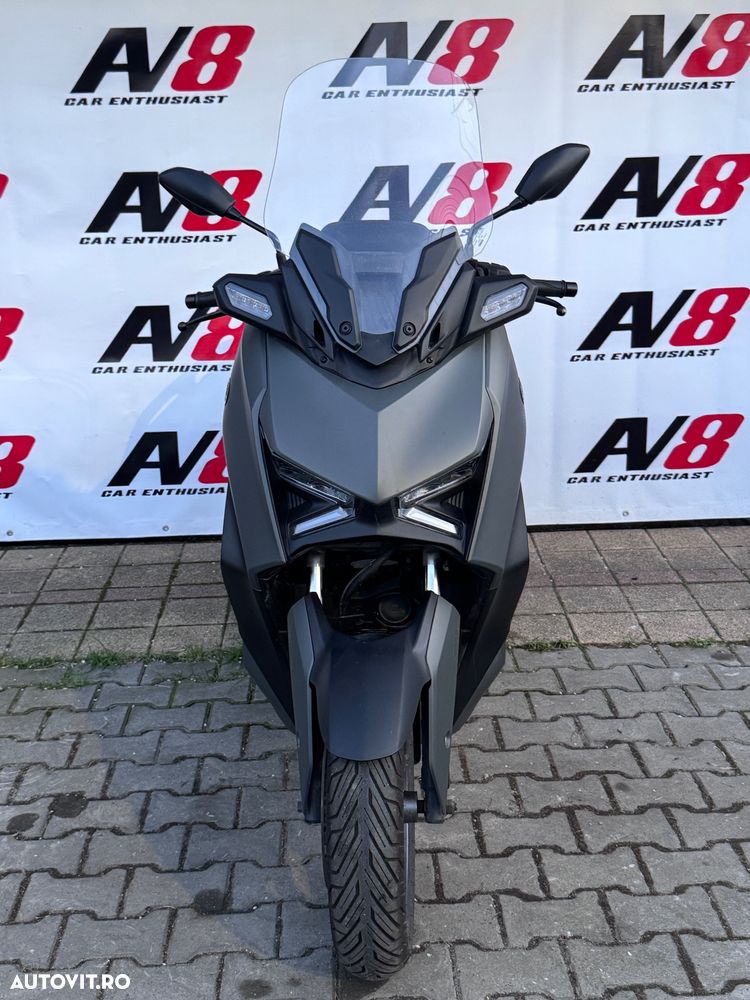 Yamaha XMAX 300 - 3