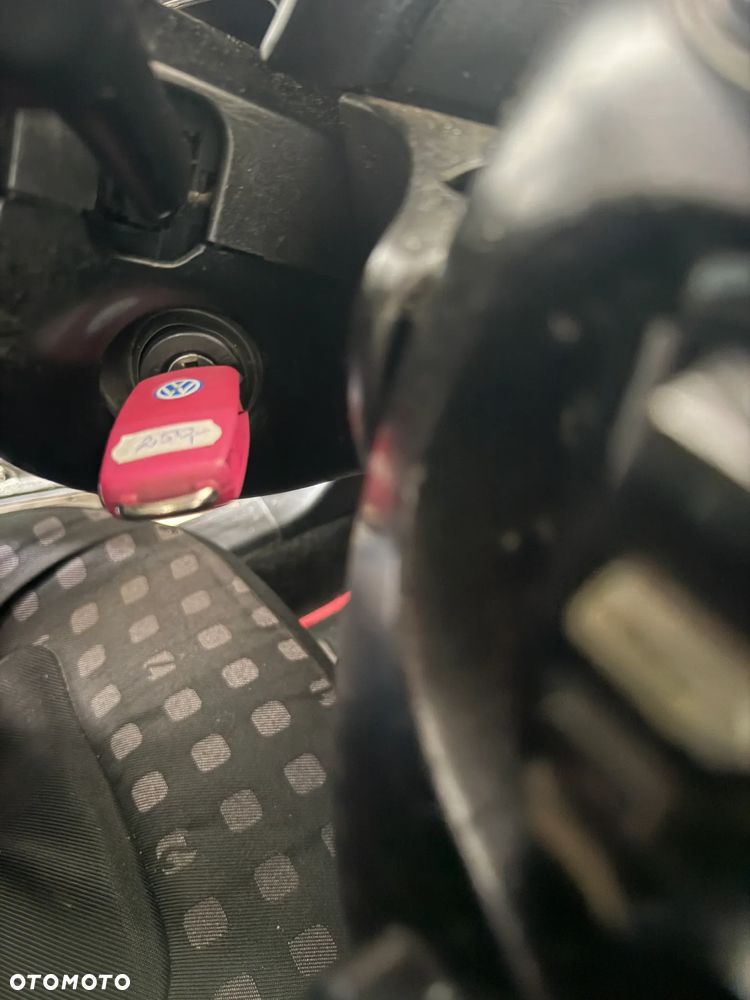 Stacyjka z Różowym kluczykiem !!! New Beetle , Golf IV - 4